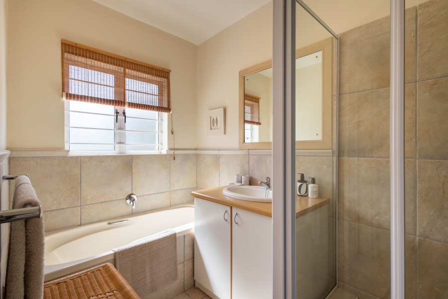 6 Bedroom Property for Sale in Lower Robberg Western Cape